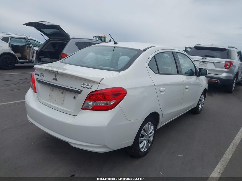 2017 MITSUBISHI MIRAGE G4 auction photo 4