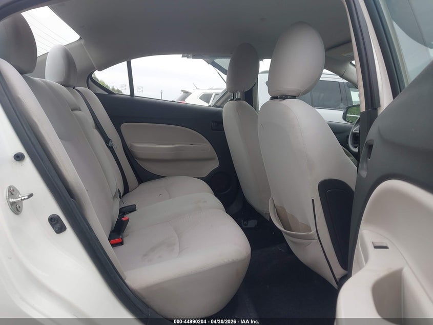 2017 MITSUBISHI MIRAGE G4 auction photo 8