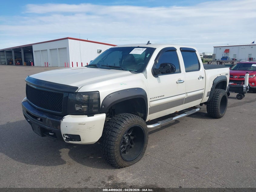 2010 CHEVROLET SILVERADO 1500 auction photo 2