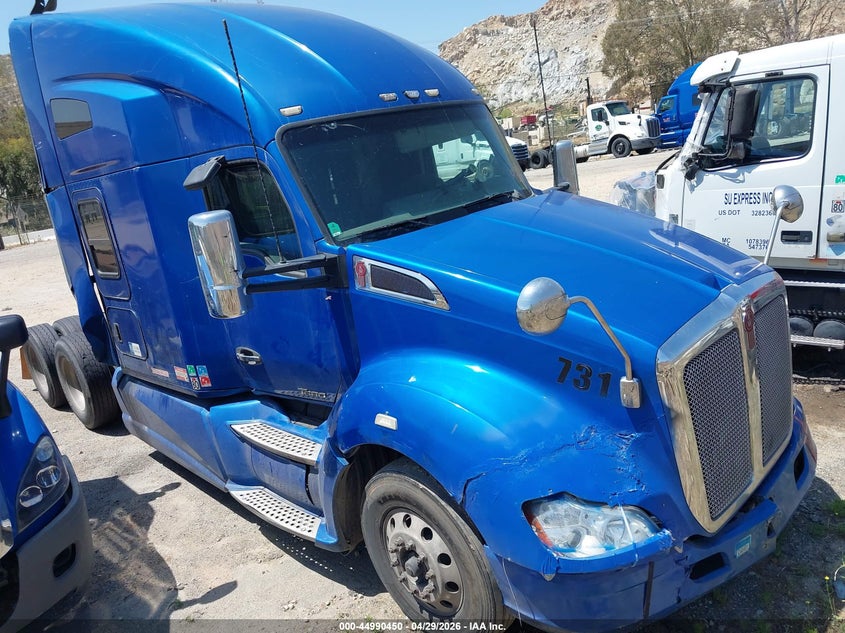 2016 KENWORTH CONSTRUCTION auction photo 1