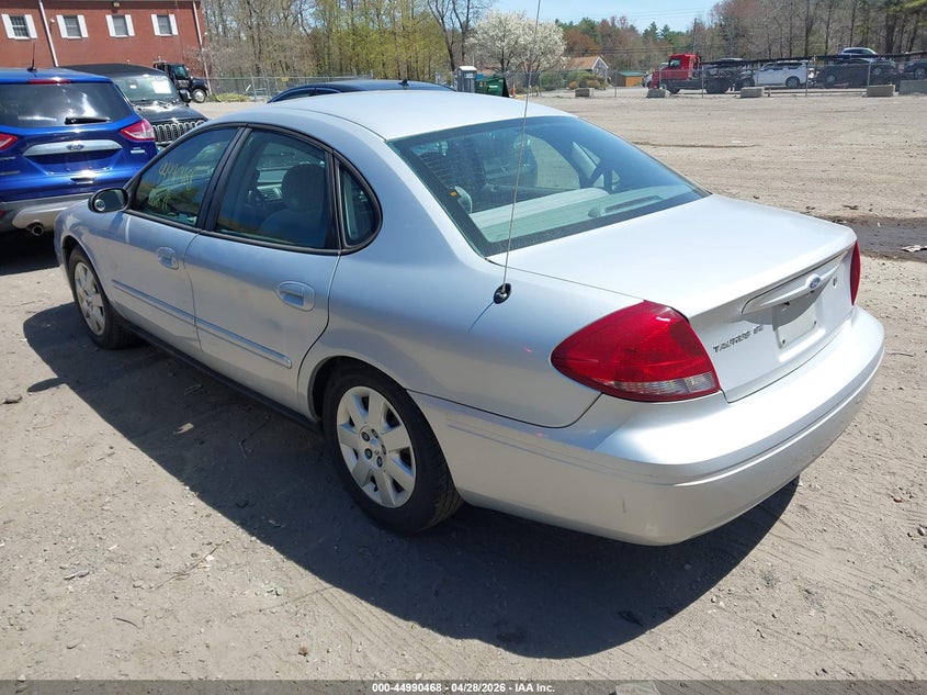 2005 Ford Taurus Se