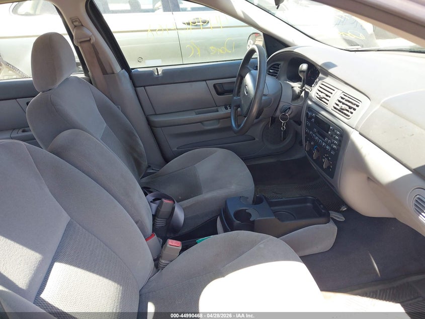 2005 Ford Taurus Se