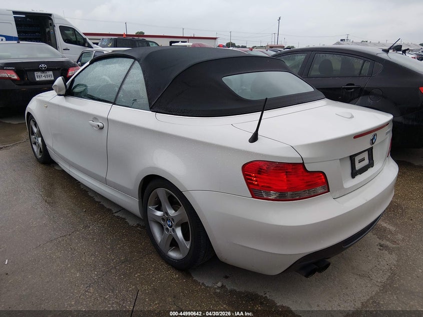 2011 BMW 135I