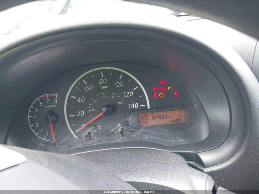 2019 NISSAN VERSA auction photo 7