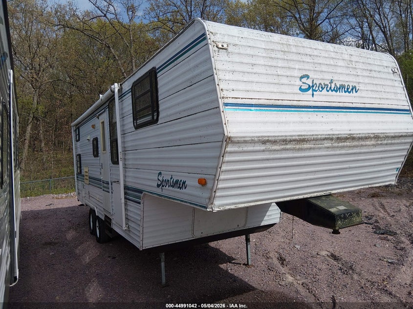 1996 SPORTSMEN 2850 SLIDE 5TH WHL TRAVEL TRAILER auction photo 1