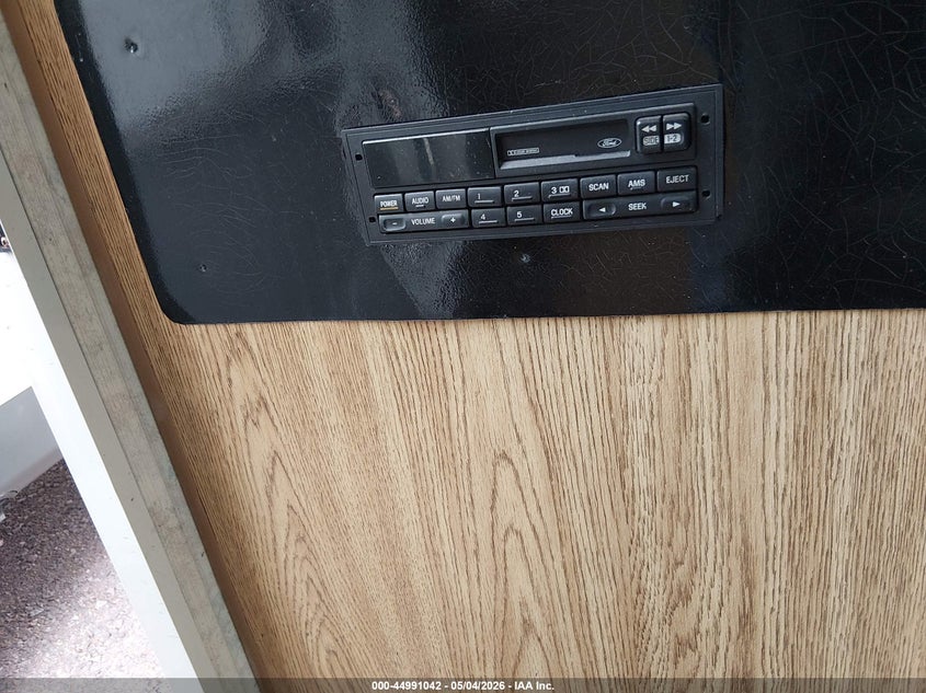 1996 SPORTSMEN 2850 SLIDE 5TH WHL TRAVEL TRAILER auction photo 7