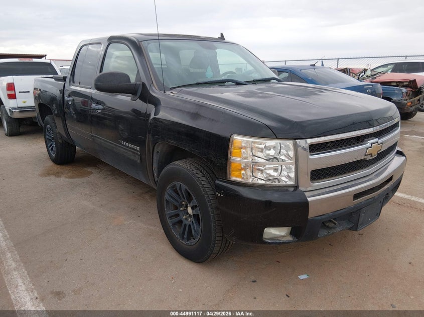 2011 Chevrolet Silverado  Lt