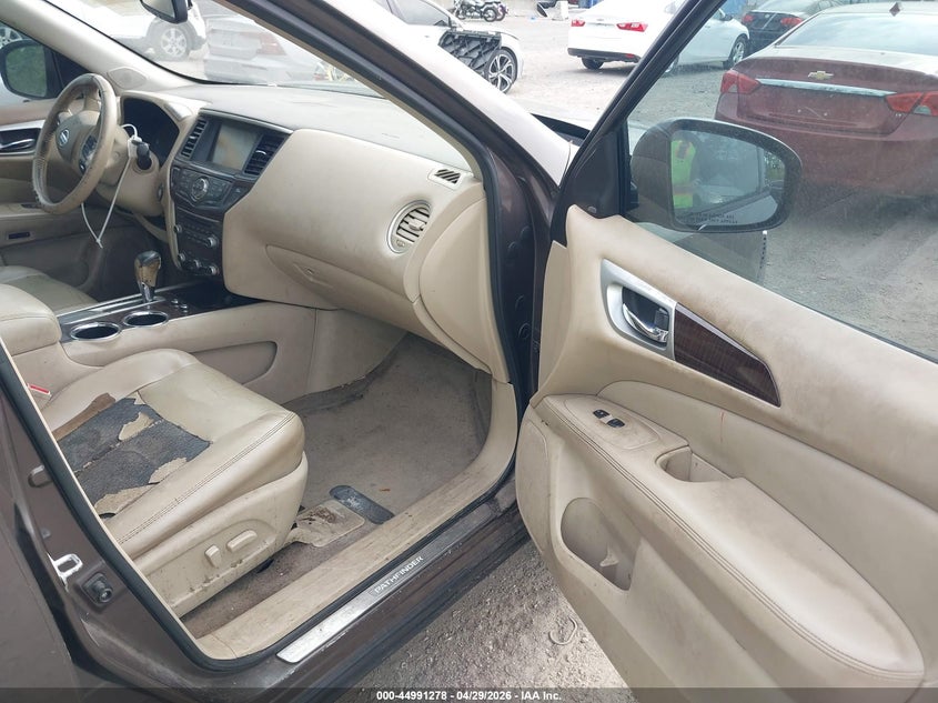 2015 Nissan Pathfinder Platinum