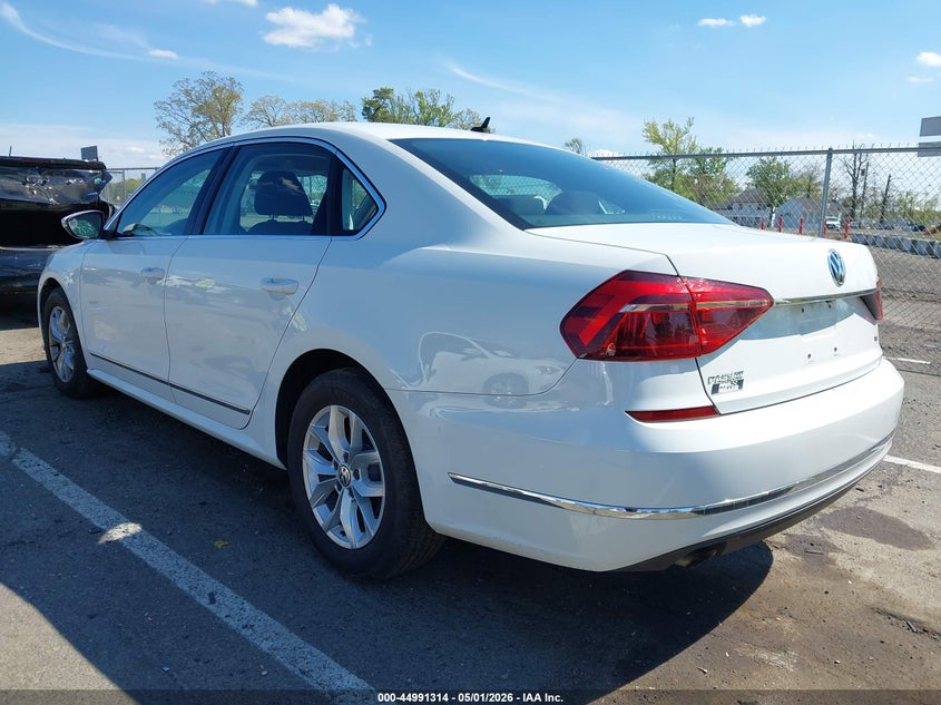 VOLKSWAGEN PASSAT 2017 VIN 1VWAT7A39HC024916