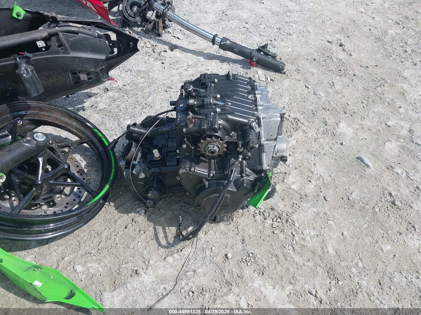 2025 Kawasaki Ex500 H VIN: ML5EXGH1XSDA60464 Lot: 44991328