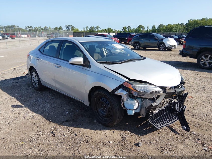 2017 TOYOTA COROLLA auction photo 1