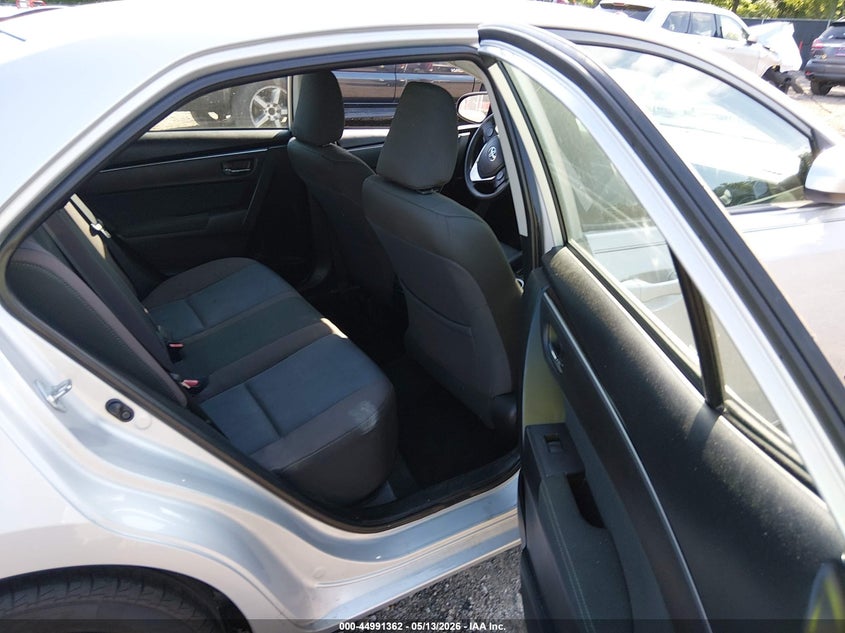 2017 TOYOTA COROLLA auction photo 8