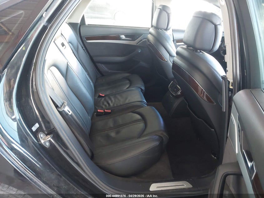 2011 Audi A8 4.2 VIN: WAUAVAFD9BN000880 Lot: 44991376