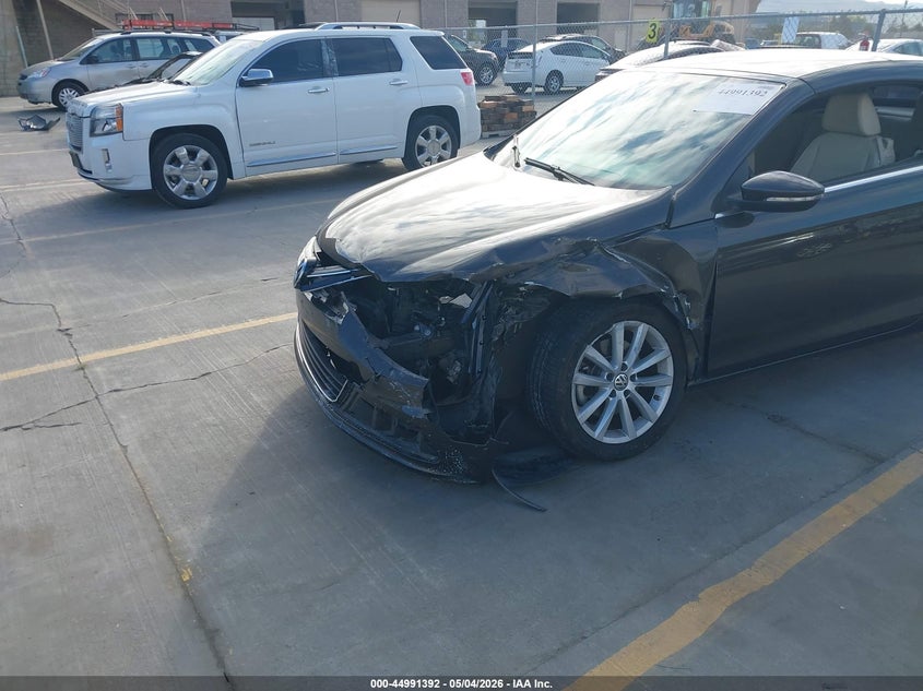 2012 Volkswagen Eos Komfort VIN: WVWBW7AH3CV000456 Lot: 44991392