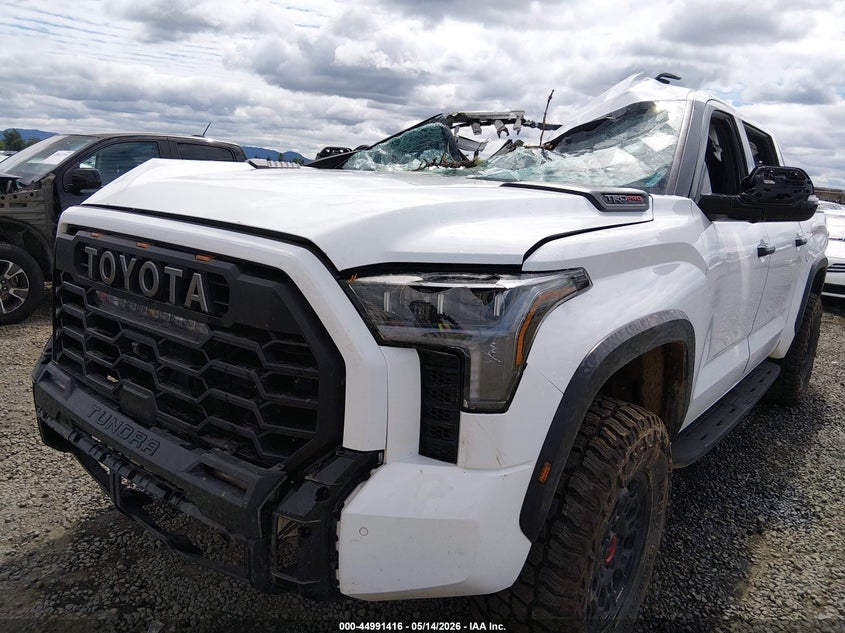 2024 TOYOTA TUNDRA HYBRID auction photo 6