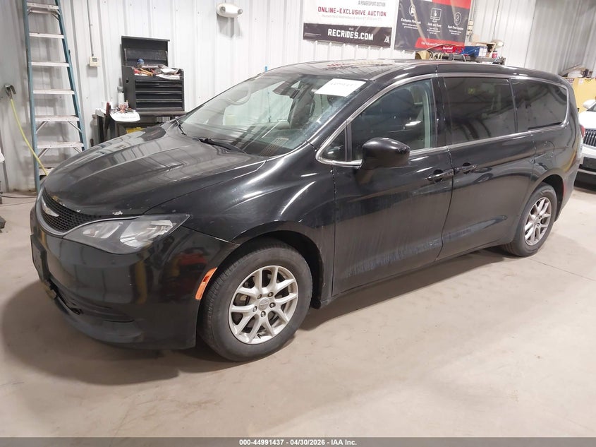 Vin: 2c4rc1dg5hr610618, lot: 45488878, chrysler pacifica touring 20172