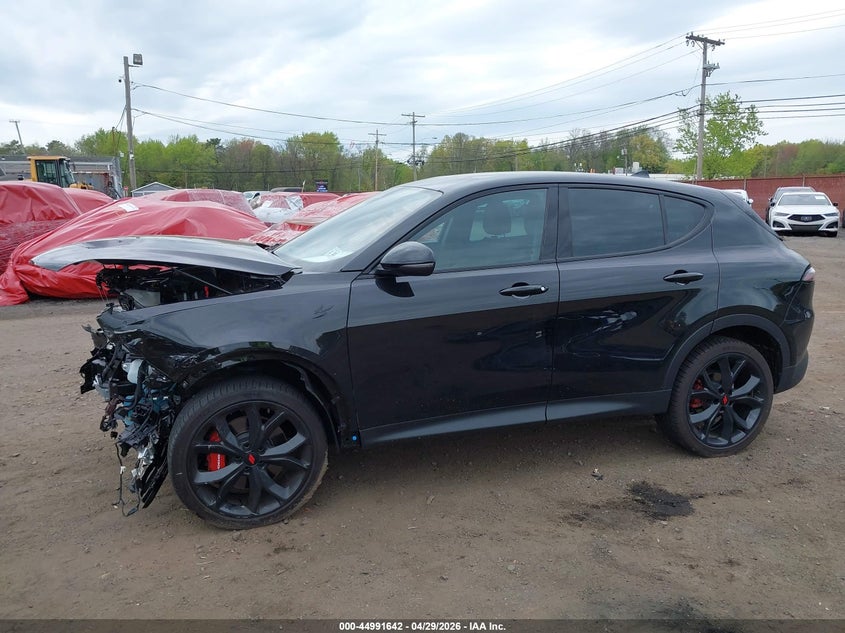 2024 Dodge Hornet Gt Plus Awd VIN: ZACNDFAN5R3A40242 Lot: 44991642
