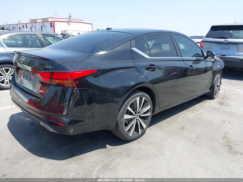 VIN 1N4BL4CW0LC152165 2020 NISSAN ALTIMA SR INTELLIGENT AWD