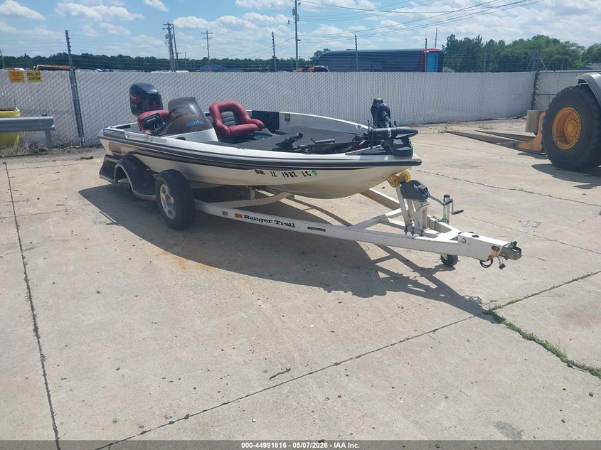 1998 RANGER 19' auction photo 1