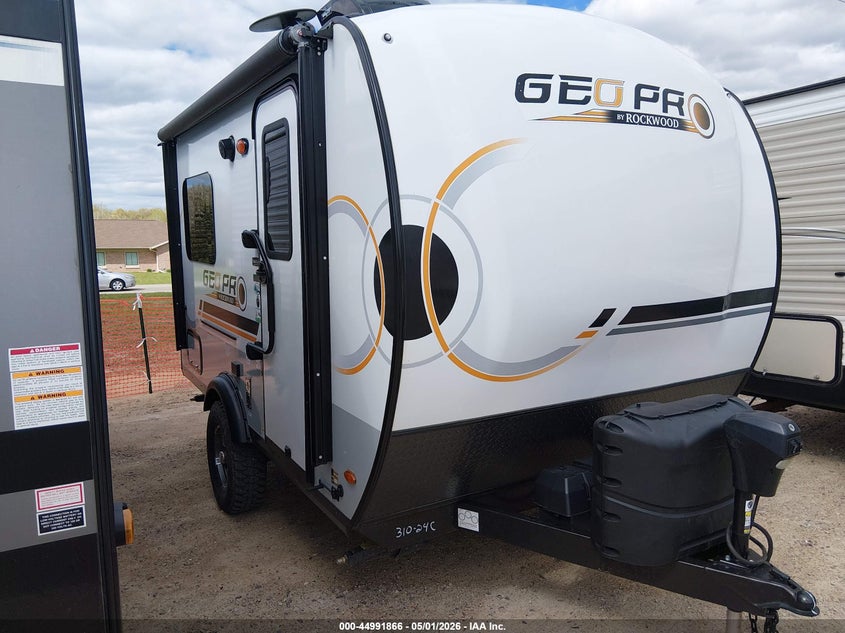 FOREST RIVER ROCKWOOD GEO PRO 15TB TRAVEL TRAILER 2022. Lot# 44991866. VIN 5ZT2RSDV6N3021079. Photo 1