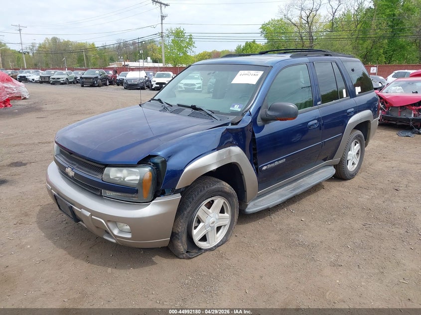 1GNDT13S422250643 2002 CHEVROLET TRAILBLAZER LTZ photo 1