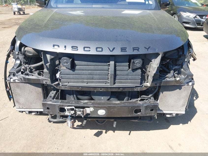 2020 Land Rover Discovery Landmark Edition VIN: SALRU2RV1L2420728 Lot: 44992225