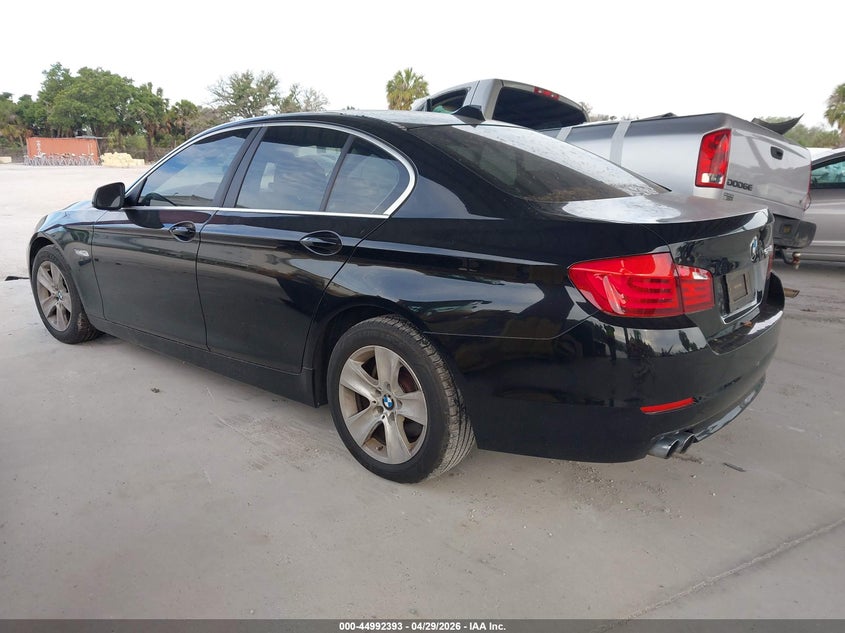 Vin: wbafr1c53bc743974, lot: 45489834, bmw 528i 20113