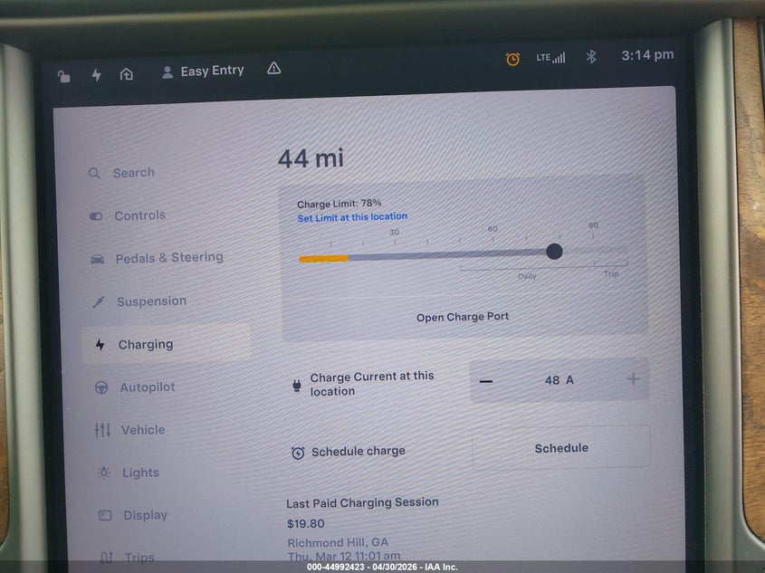 2020 Tesla Model X Long Range Dual Motor All-Wheel Drive/Long Range Plus Dual Motor All-Wheel Drive VIN: 5YJXCDE26LF221325 Lot: 44992423