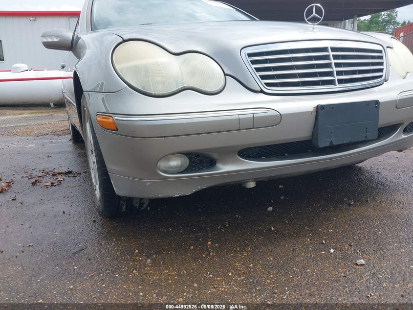 2004 Mercedes-Benz C 240 VIN: WDBRF61J44F510420 Lot: 44992526