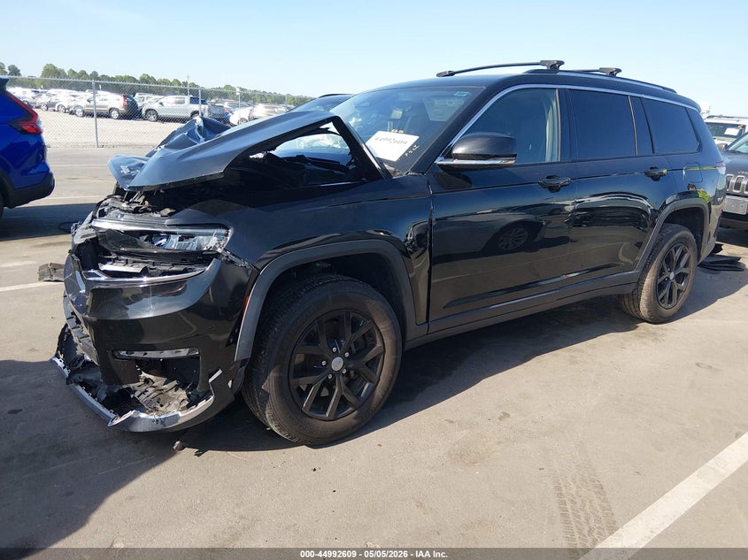 2022 JEEP GRAND CHEROKEE L auction photo 2