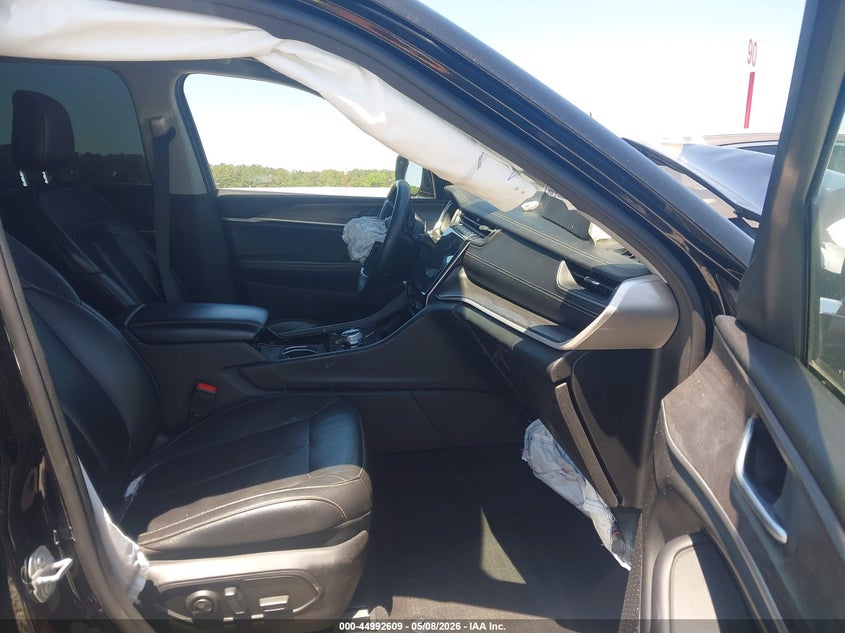 2022 JEEP GRAND CHEROKEE L auction photo 5