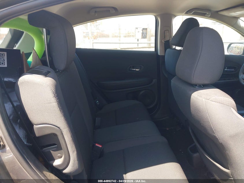 VIN 3CZRU5H35MM716834 2021 HONDA HR-V 2WD LX