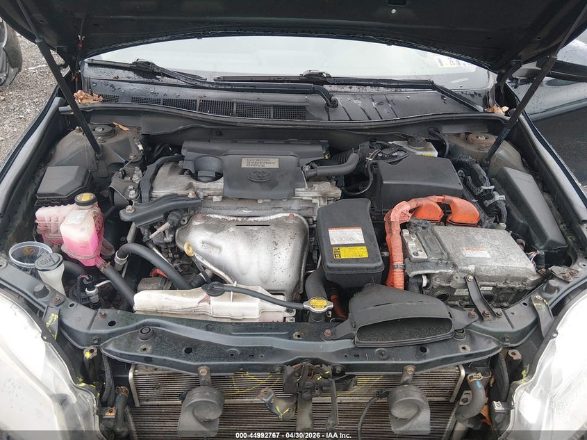 TOYOTA CAMRY HYBRID - zdjęcie 10
