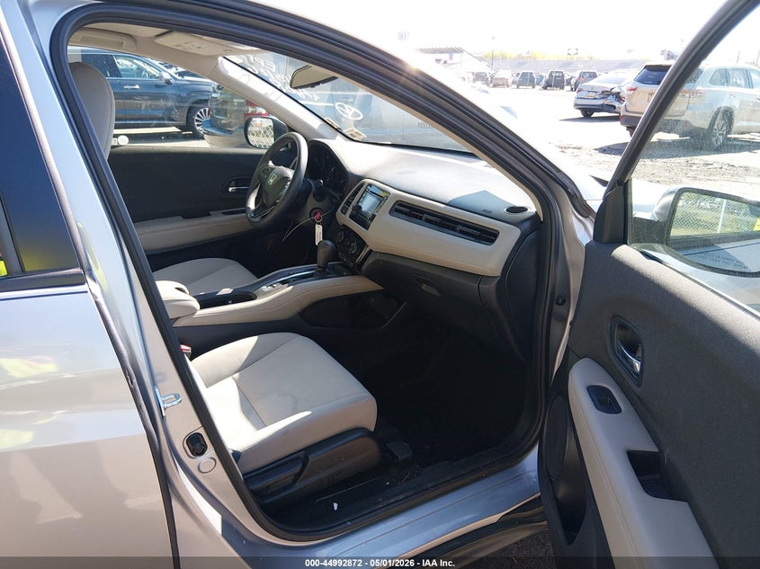 VIN 3CZRU6H34MM747868 2021 HONDA HR-V AWD LX