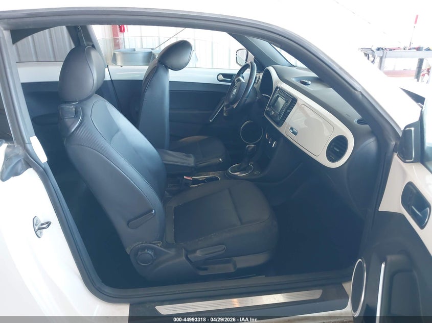 2012 Volkswagen Beetle 2.5L