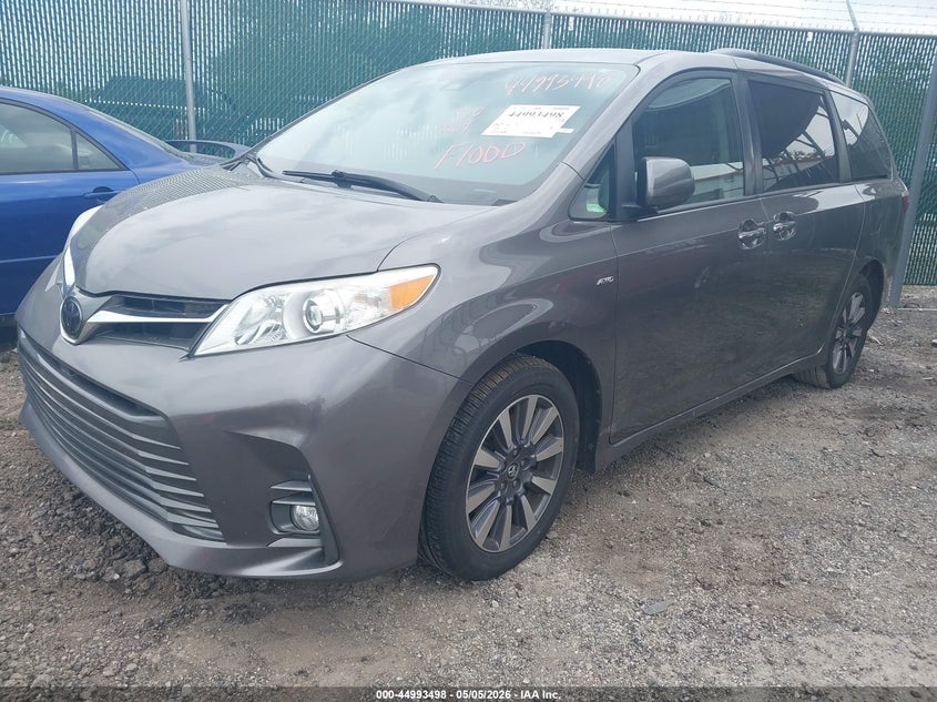Vin: 5tddz3dcxls239764, lot: 45490939, toyota sienna xle premium 20202