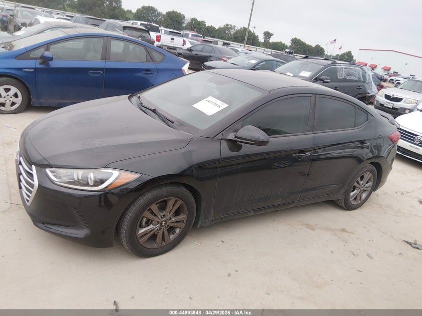 VIN KMHD84LF5HU060258 2017 HYUNDAI ELANTRA SE