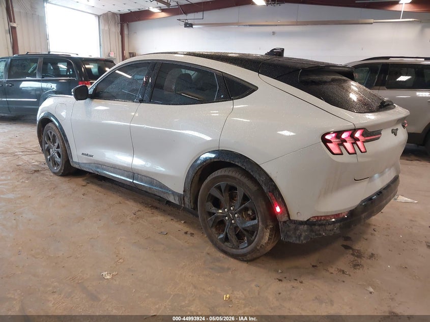 Vin: 3fmtk3su0pma63112, lot: 45491365, ford mustang mach-e premium 20233