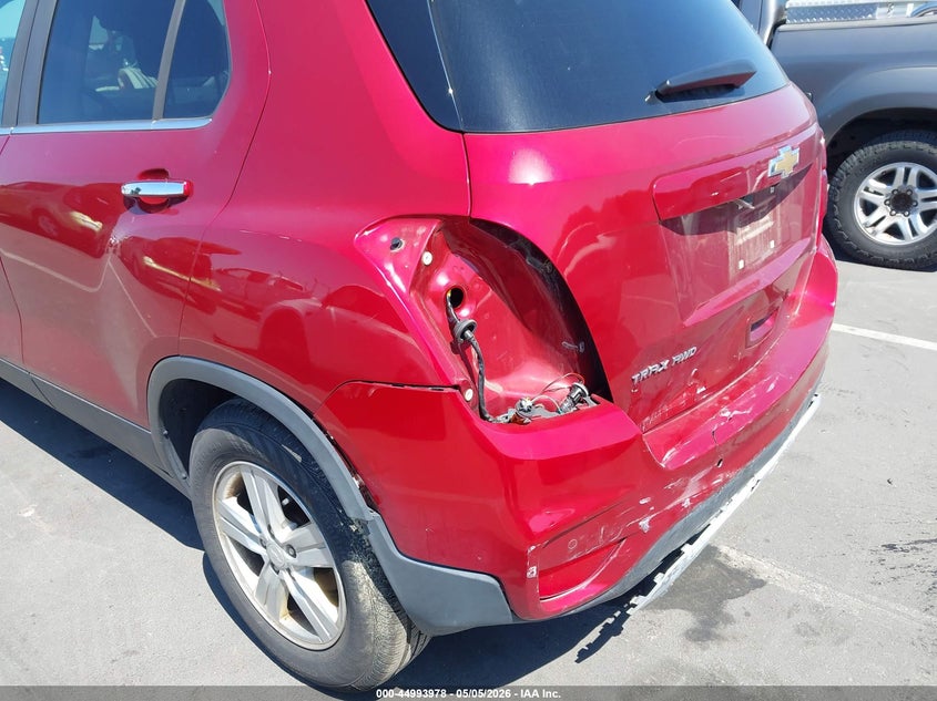 VIN 3GNCJPSB7LL139266 2020 CHEVROLET TRAX AWD LT