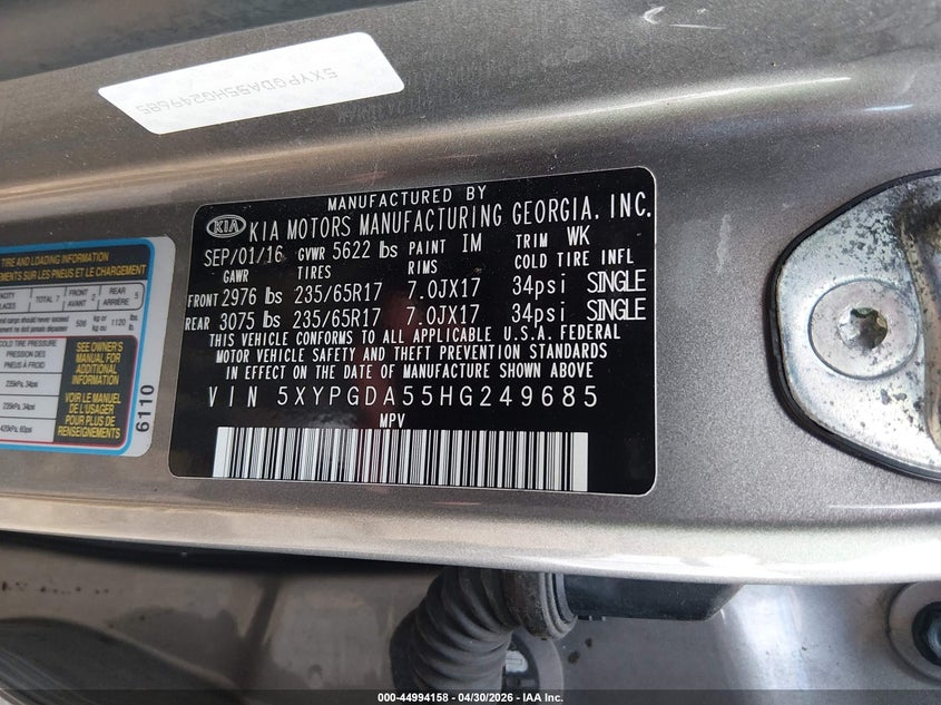 VIN 5XYPGDA55HG249685 2017 KIA SORENTO 3.3L LX
