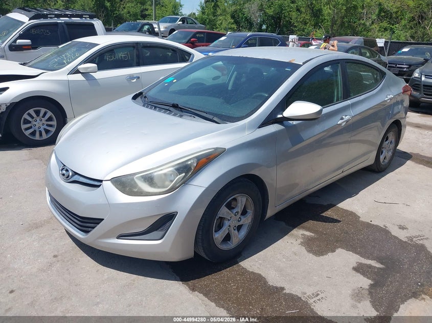 2015 HYUNDAI ELANTRA auction photo 2