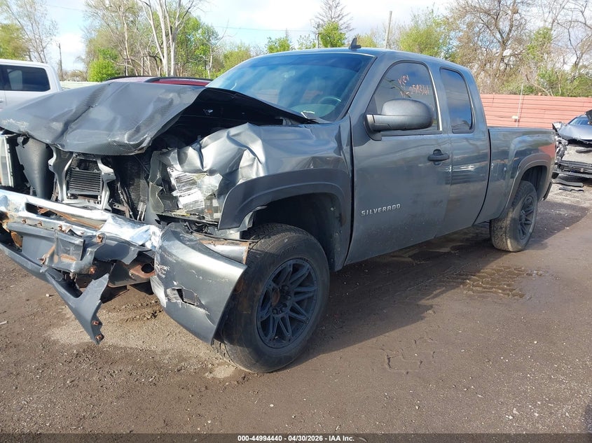 2011 CHEVROLET SILVERADO PICKUP 5.3L V-8 VVT, 315HP