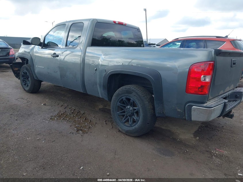 2011 CHEVROLET SILVERADO PICKUP 5.3L V-8 VVT, 315HP