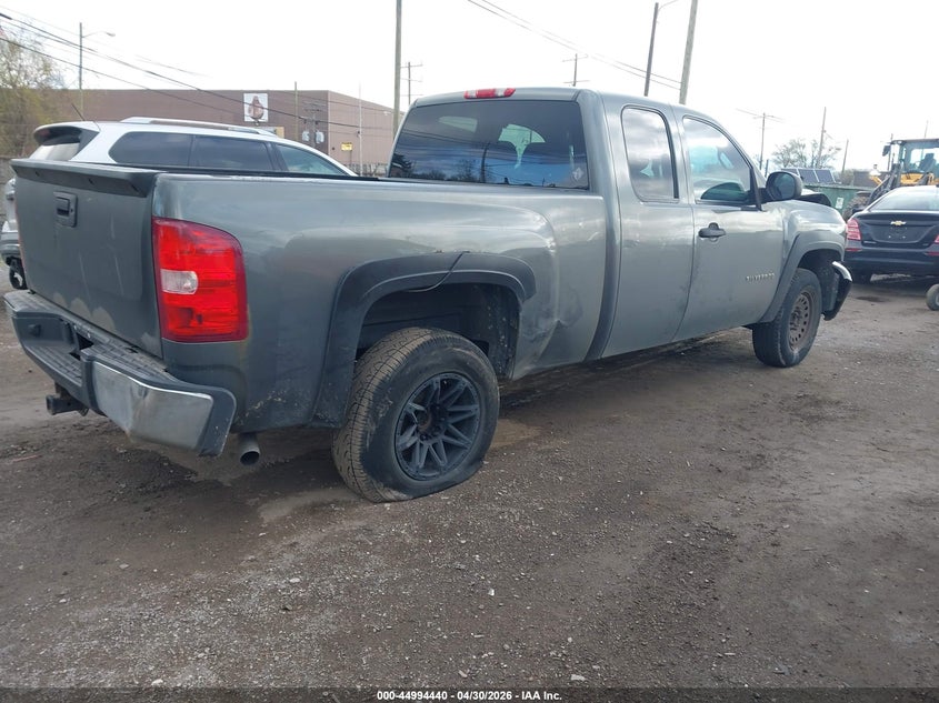 2011 CHEVROLET SILVERADO PICKUP 5.3L V-8 VVT, 315HP