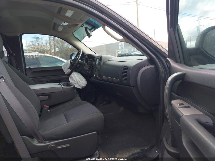 2011 CHEVROLET SILVERADO PICKUP 5.3L V-8 VVT, 315HP
