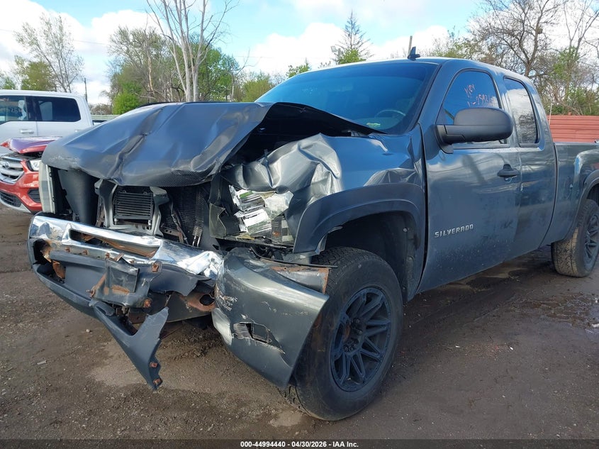 2011 CHEVROLET SILVERADO PICKUP 5.3L V-8 VVT, 315HP