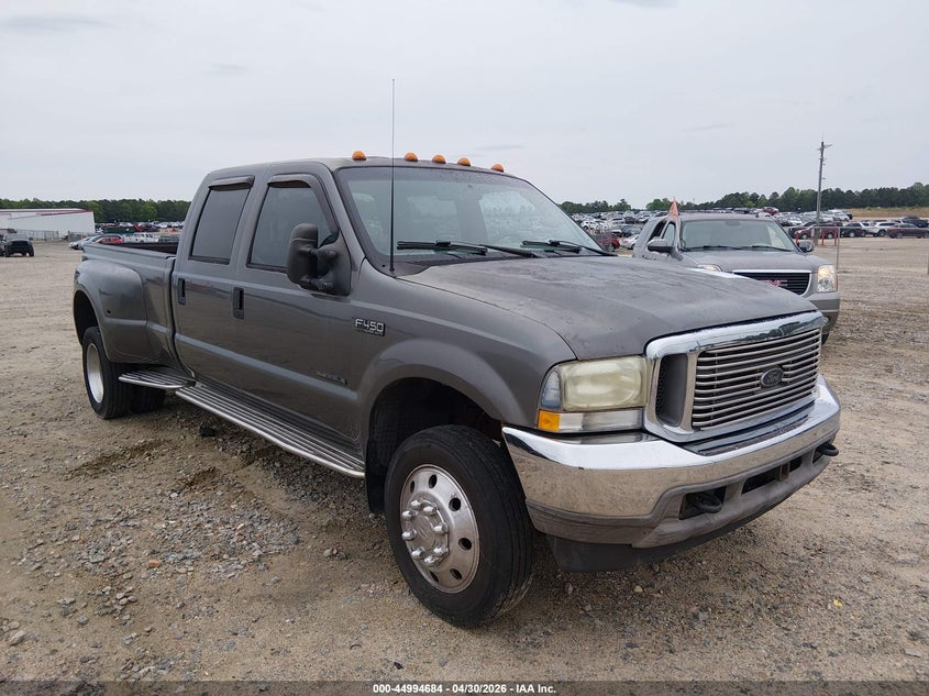 2002 FORD F-450 auction photo 2