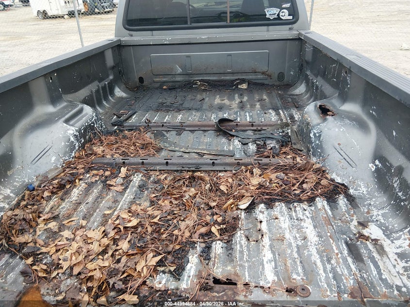 2002 FORD F-450 auction photo 8