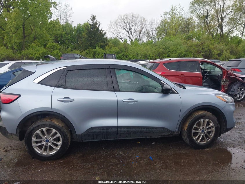 VIN 1FMCU9G63NUB82255 2022 FORD ESCAPE SE