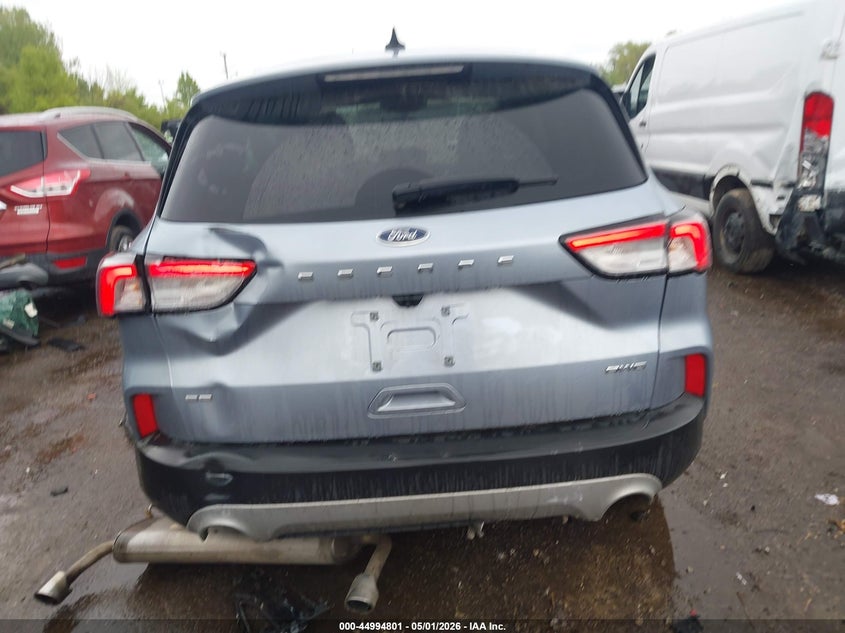 VIN 1FMCU9G63NUB82255 2022 FORD ESCAPE SE